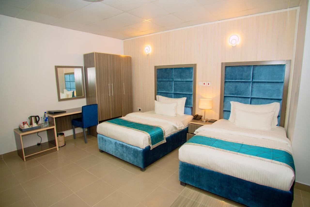 Riviera Suites Lagos Ngoại thất bức ảnh