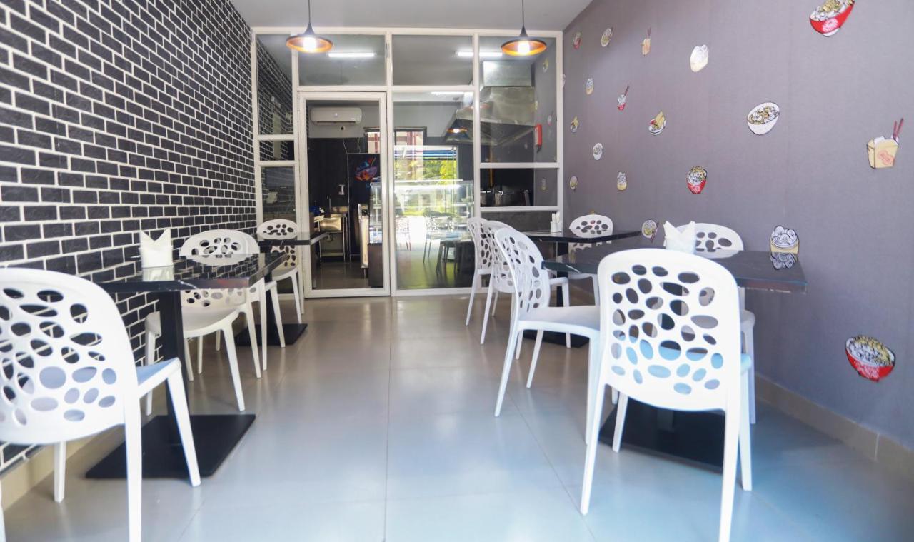 Riviera Suites Lagos Ngoại thất bức ảnh