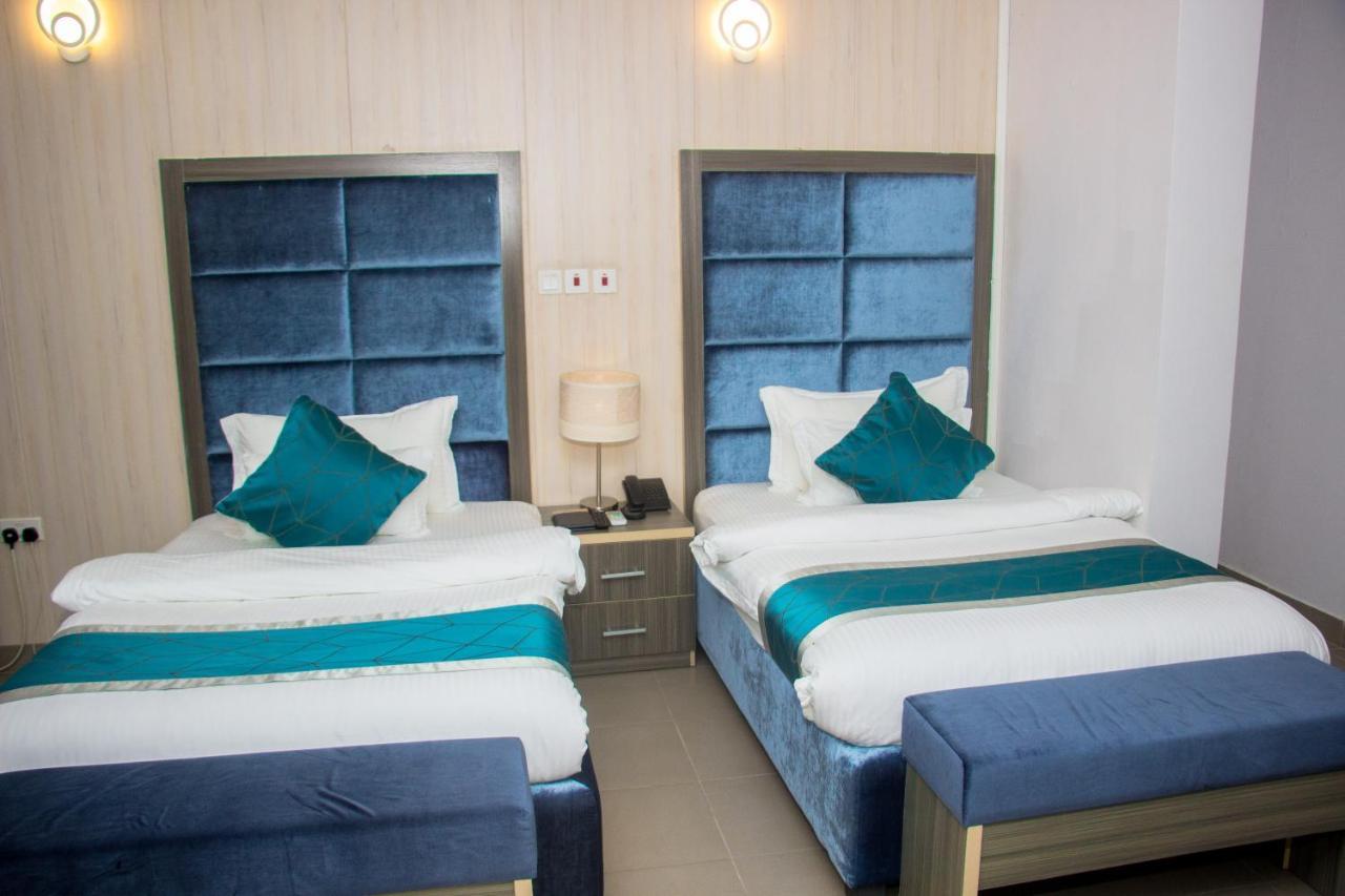Riviera Suites Lagos Ngoại thất bức ảnh